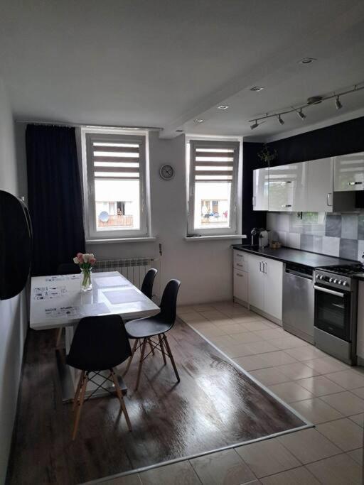 Apartament Na 4 Pietrze ノヴィ・タルク エクステリア 写真