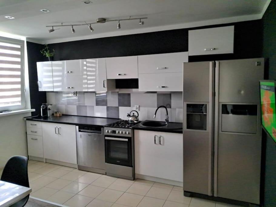 Apartament Na 4 Pietrze ノヴィ・タルク エクステリア 写真